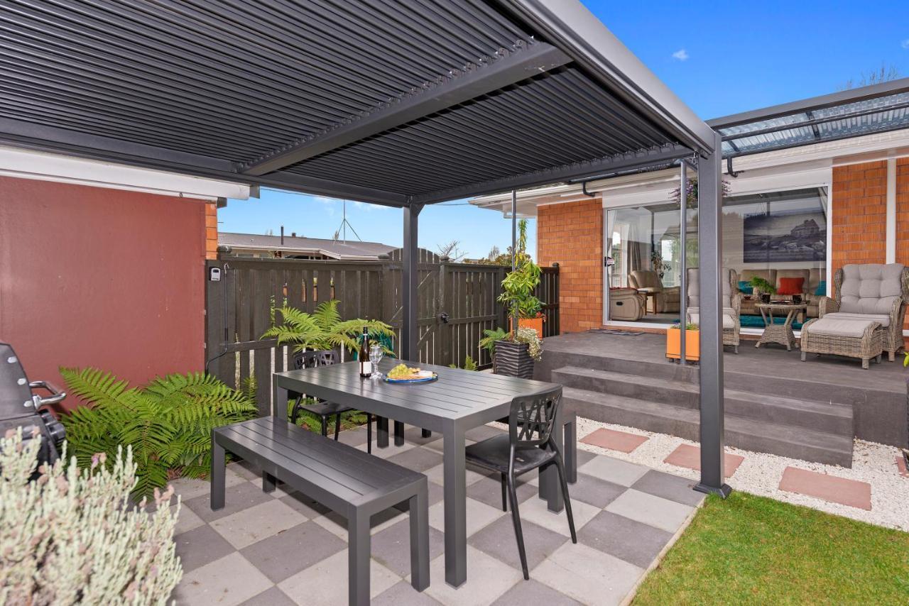 Leave Of Absence - Christchurch Holiday Home Exterior photo